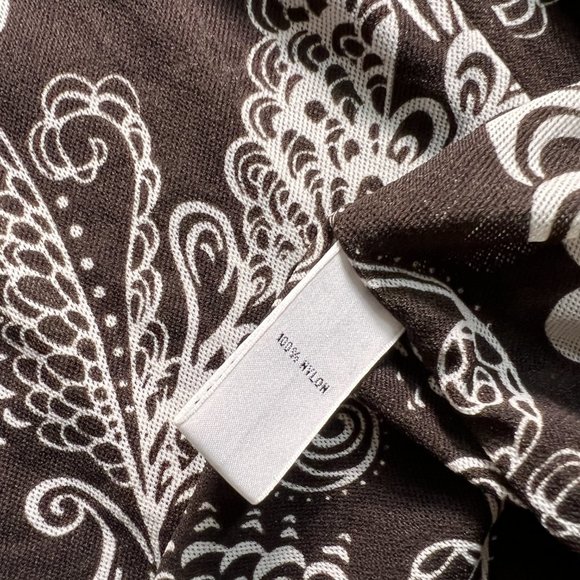 πChaus Sleeveless Top and Long Sleeves Cardigan / Jacket - Picture 14 of 15